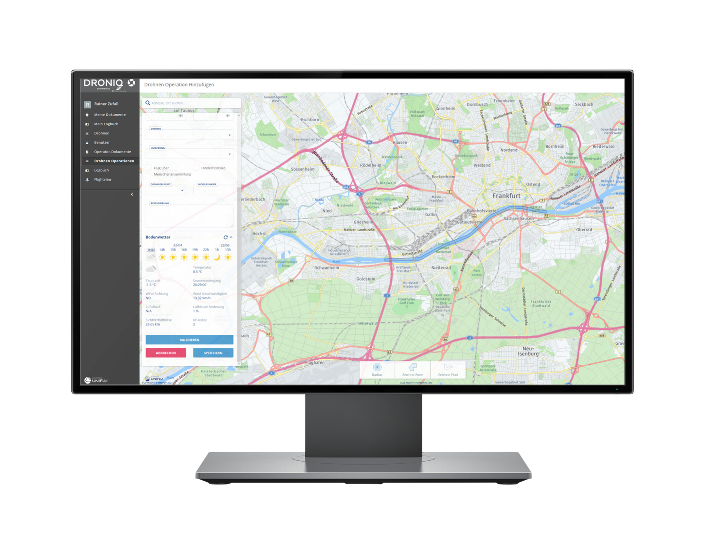 UTMpro: Mit dem UAS Traffic Management System (UTM) von Droniq lassen sich UAS sicher und effizient in den Luftraum integrieren. Die Pro-Variante unterstützt kommerzielle Nutzer bei der Planung, Überwachung und Auswertung ihres Drohnenflugs innerhalb Deutschlands. Über das UTM lässt sich die gesamte Missionsanmeldung vornehmen, inklusive Registrierung, Dokumentenupload sowie Flugprüfung. 